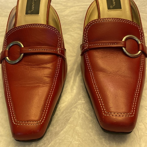 DAVID AARON Women’s Red Leather Heeled Mules Slide Shoes Size 6 1/2. - Picture 2 of 9